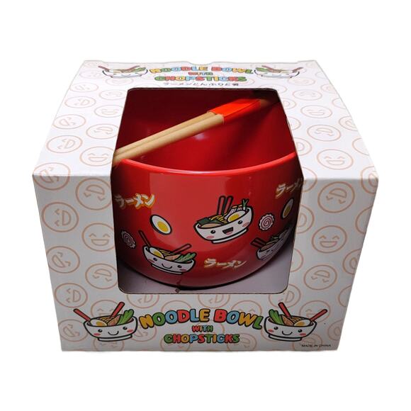 Mad Engine Hello Kitty Ramen Bowl with Chopsticks - RARE - Picture 2 of 5